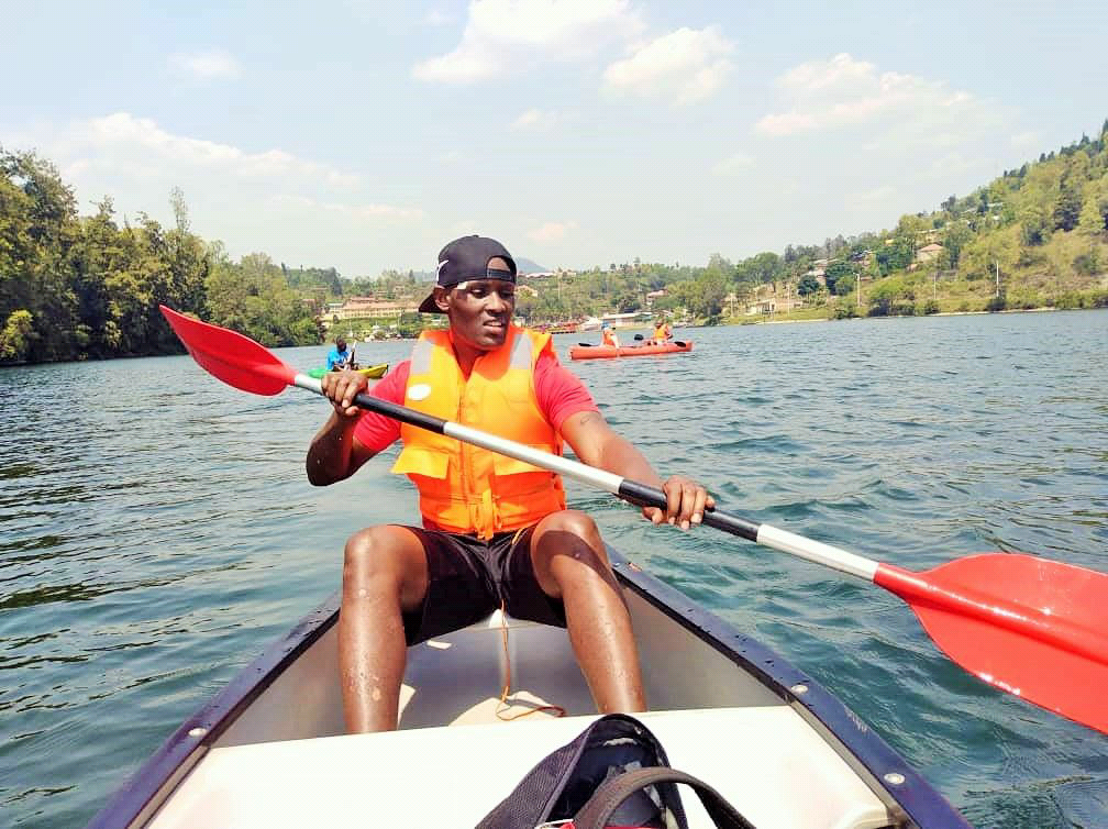 Kayaking is healthy and environmentally friendly